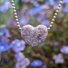 Charger l'image dans la galerie, Lepidolite heart pendant