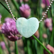 Charger l'image dans la galerie, Aquamarine heart pendant