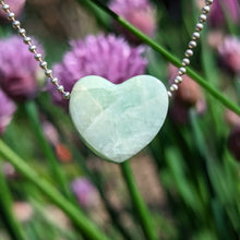 Charger l'image dans la galerie, Aquamarine heart pendant