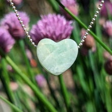 Charger l'image dans la galerie, Aquamarine heart pendant