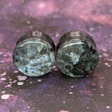 Charger l'image dans la galerie, 17mm Larvikite plugs