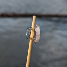 Lade das Bild in den Galerie-Viewer, Morganite flashy hair clip