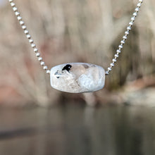 Charger l'image dans la galerie, Moonstone Shiva bead