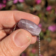 Charger l'image dans la galerie, Ussingite Shiva shaped bead