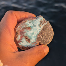 Lade das Bild in den Galerie-Viewer, Raw Larimar partial nodule