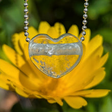 Charger l'image dans la galerie, Topaz heart pendant