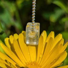 Charger l'image dans la galerie, Topaz heart pendant