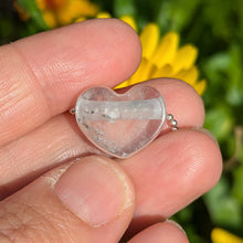 Charger l'image dans la galerie, Topaz heart pendant