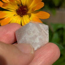 Load image into Gallery viewer, Pink Amethyst grid point