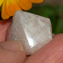 Load image into Gallery viewer, Pink Amethyst grid point