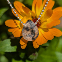 Charger l'image dans la galerie, Fluorite with Mica inclusions teardrop pendant