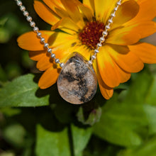 Charger l'image dans la galerie, Fluorite with Mica inclusions teardrop pendant