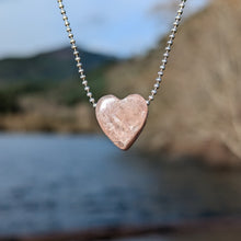 Charger l'image dans la galerie, Kunzite heart pendant