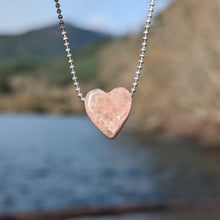 Charger l'image dans la galerie, Kunzite heart pendant