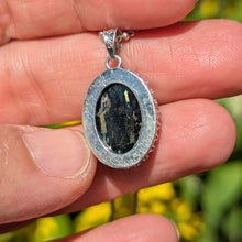 Charger l'image dans la galerie, Nuummite in 925 silver bezel pendant
