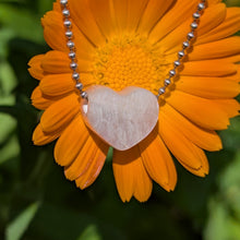Charger l'image dans la galerie, Belomorite Moonstone heart pendant