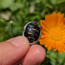 Charger l'image dans la galerie, Nuummite in 925 silver star bezel pendant #2