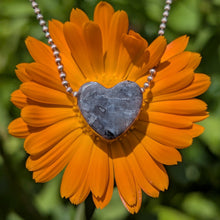 Charger l'image dans la galerie, Larvakite heart pendant