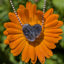 Charger l'image dans la galerie, Larvakite heart pendant