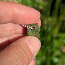 Charger l'image dans la galerie, Epoidote Druzy heart pendant