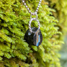 Ladda upp bild till gallerivisning, Nuummite with 925 silver finding