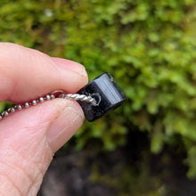 Ladda upp bild till gallerivisning, Nuummite with 925 silver finding