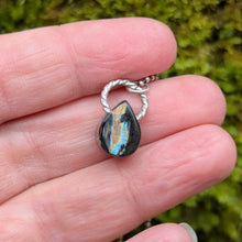 Ladda upp bild till gallerivisning, Nuummite with 925 silver finding