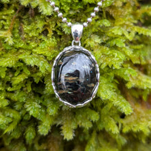 Ladda upp bild till gallerivisning, Nuummite in 925 silver bezel pendant #2