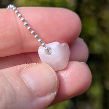 Ladda upp bild till gallerivisning, Petalite heart pendant
