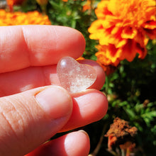Charger l'image dans la galerie, Libyan Desert Glass heart cabochon