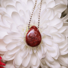 Load image into Gallery viewer, Dioptase raindrop pendant