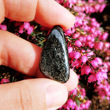 Charger l'image dans la galerie, Nuummite with Pyrrhotite cabochon