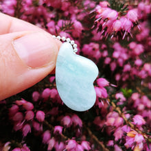 Charger l'image dans la galerie, Aquamarine wing pendant 2