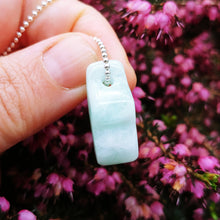 Charger l'image dans la galerie, Aquamarine wing pendant 2
