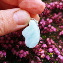 Charger l'image dans la galerie, Aquamarine wing pendant 2