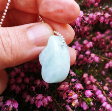 Charger l'image dans la galerie, Aquamarine wing pendant 2