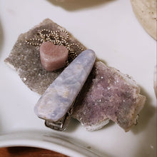 Load image into Gallery viewer, Amethyst 'dish'