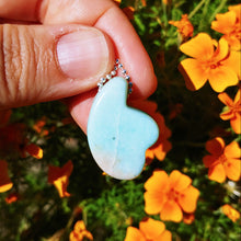 Load image into Gallery viewer, Chrysoprase wing pendant