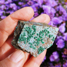 Ladda upp bild till gallerivisning, Cute Malachite spheres on Dolomite