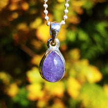 Charger l'image dans la galerie, Tiny Tanzanite teardrop silver pendant