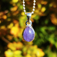 Charger l'image dans la galerie, Tiny Tanzanite teardrop silver pendant