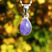 Charger l'image dans la galerie, Tiny Tanzanite teardrop silver pendant