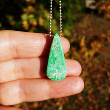 Lade das Bild in den Galerie-Viewer, Variscite necklaces