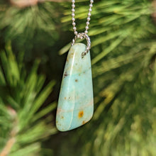 Charger l'image dans la galerie, Chrysoprase old stock pendant