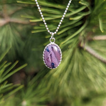 Lade das Bild in den Galerie-Viewer, Sugilite & Richterite in 925 silver pendant