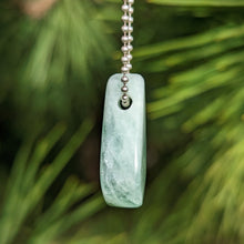 Charger l'image dans la galerie, Aquamarine free form pendant