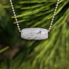 Charger l'image dans la galerie, Pegmatite bead