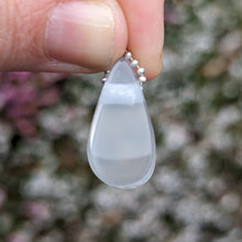 Charger l'image dans la galerie, Rose Quartz raindrop pendant