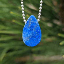 Charger l'image dans la galerie, Lapis Lazuli raindrop pendant