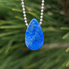Charger l'image dans la galerie, Lapis Lazuli raindrop pendant